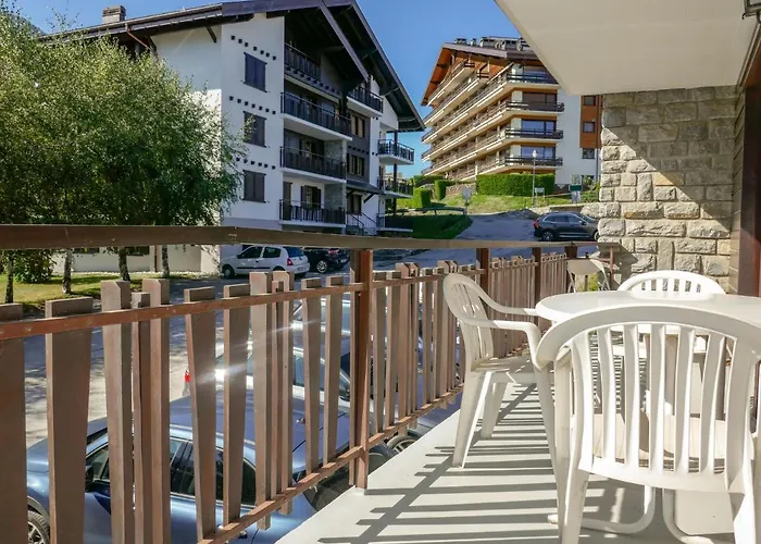 Daire Mont-soleil 2&3 By Interhome